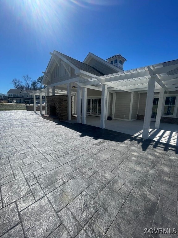 Building Photo - 580 Rivanna Hl Rd