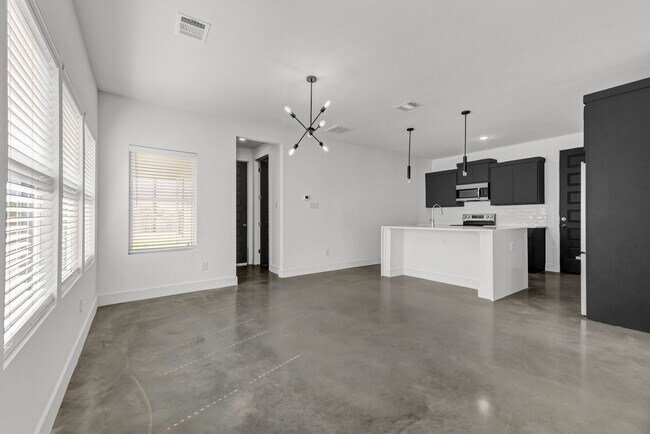 Building Photo - 3013 Alpha Wolf Ct