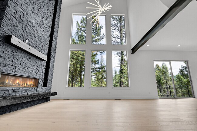 Building Photo - 28229 Juniper Dr