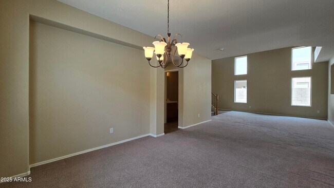 Building Photo - 6091 S 257th Dr