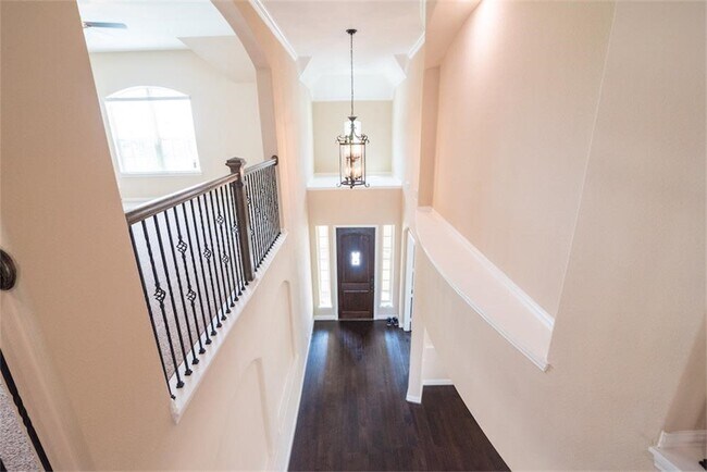 Building Photo - 27614 Isabella Mdw Wy