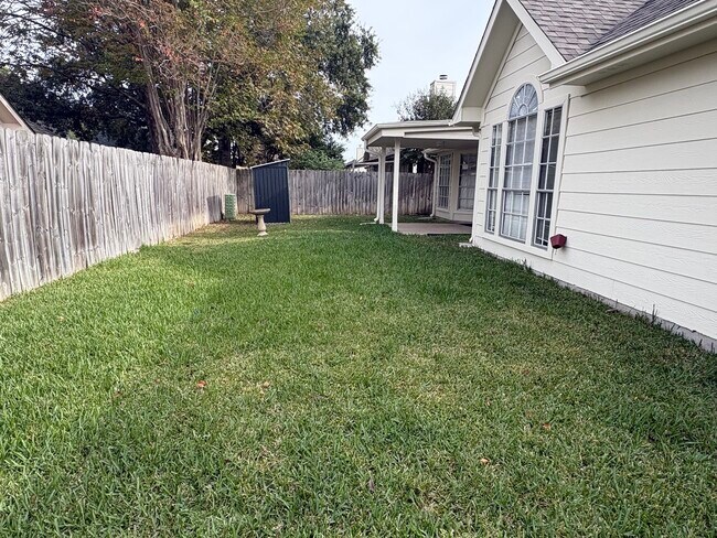 Building Photo - 24314 Schivener House Ln