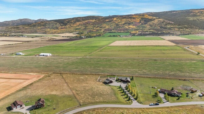 Building Photo - 1330 Larsen Ln