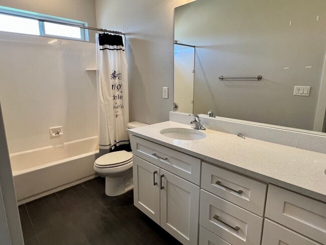 Building Photo - Beautiful Santorini Village Townhome Now Available in South Jordan