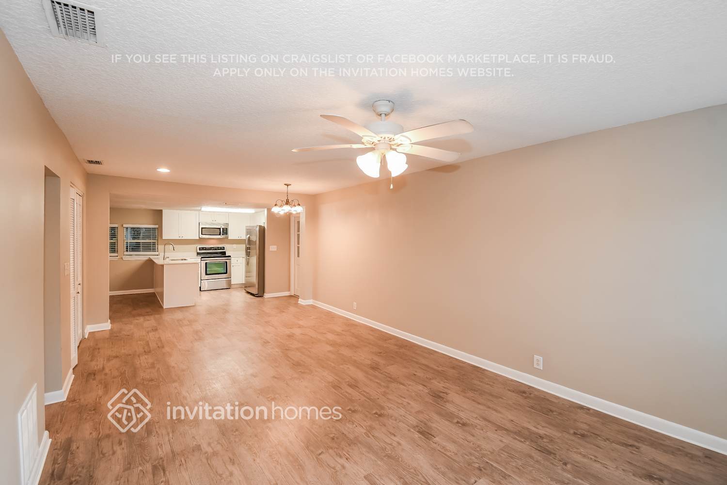 Building Photo - 1632 6th Ave N