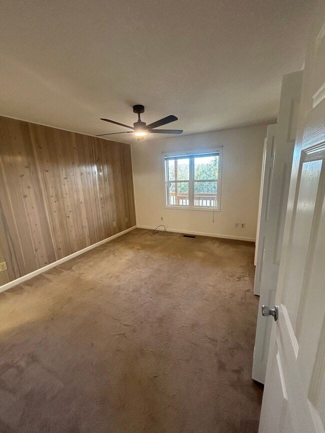 Building Photo - 140 Randolph St