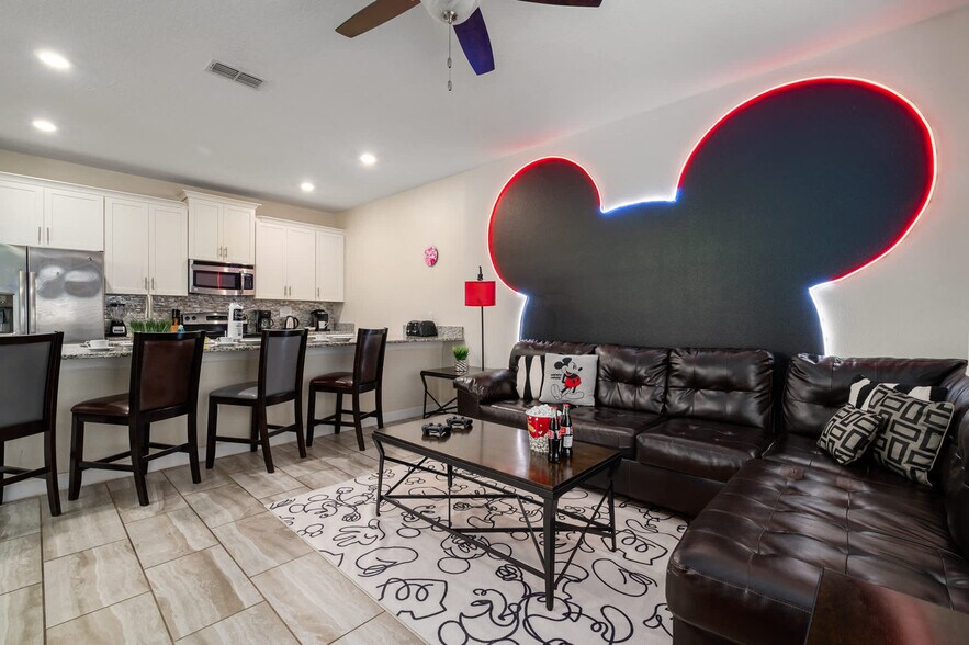 Building Photo - 4806 Brier Rose Ln