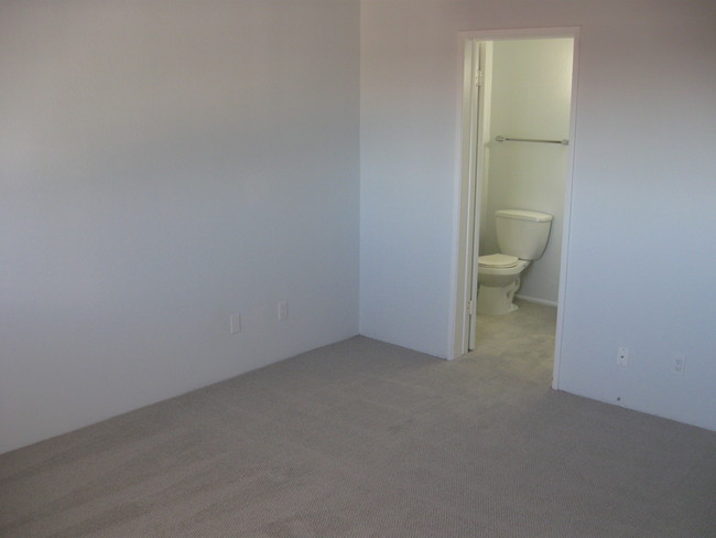 2nd Bedroom - 1133 24th St