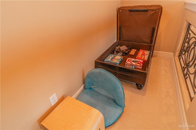 Building Photo - 45 Monroe Ave