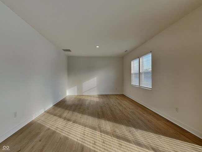 Building Photo - 11827 Moorfield Ln