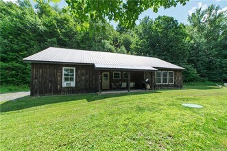 Building Photo - 2070 Harper Rd