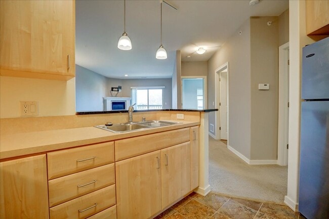 Building Photo - 5196 Sassafras Dr