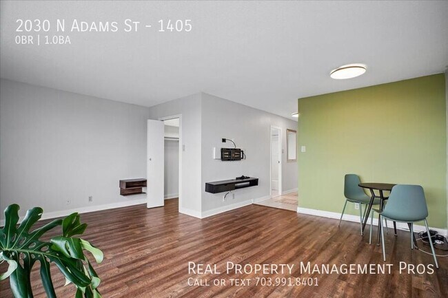 Building Photo - 2030 N Adams St
