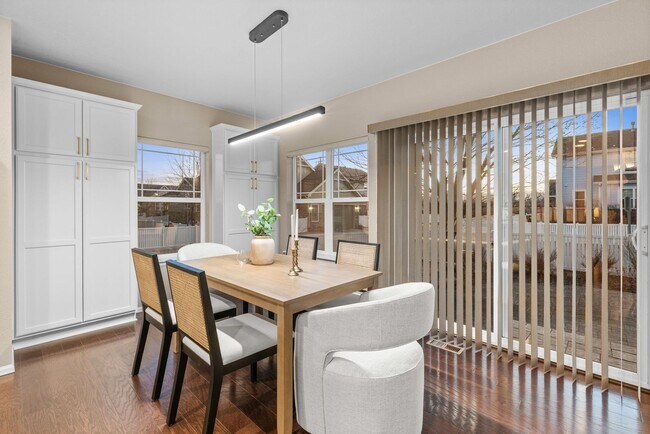 Building Photo - Beautifully Upgraded 3-Bedroom Home in Prairie Village with Finished Basement