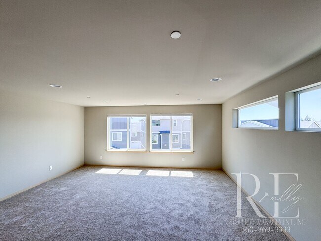 Building Photo - 1060 Banyan St