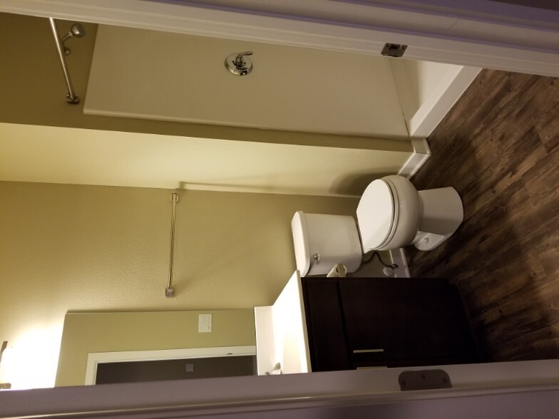 Building Photo - 9061 Burkwood Dr