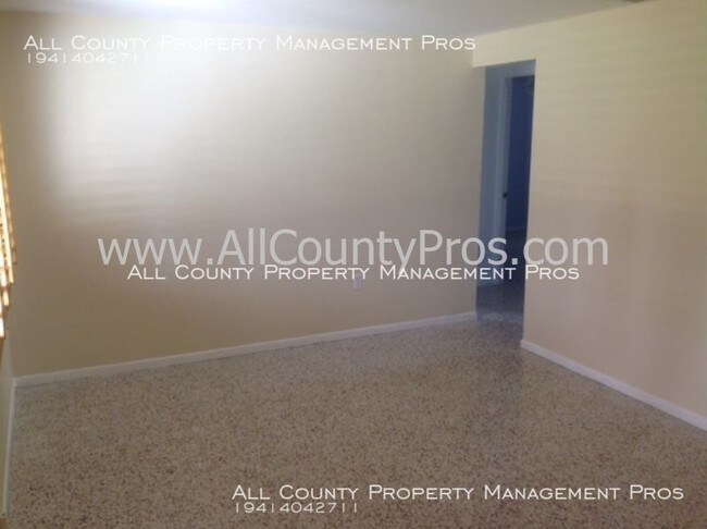 Building Photo - Heart of Sarasota SFH Home w/ Lanai, Big F...