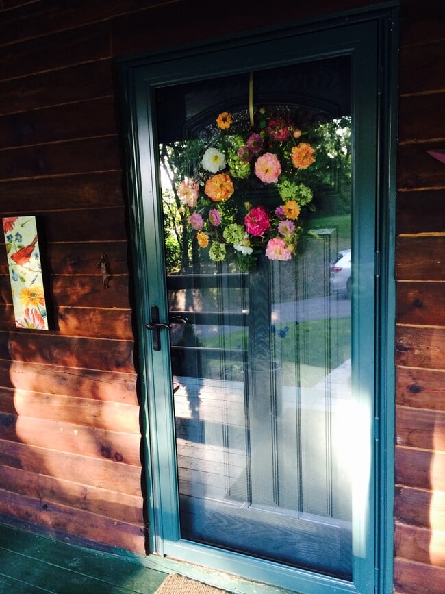 Building Photo - 27 Ann St