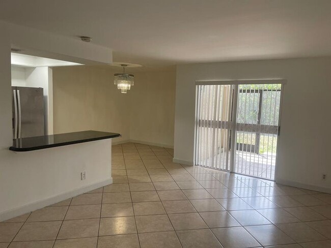 Building Photo - 3321 Quail Close