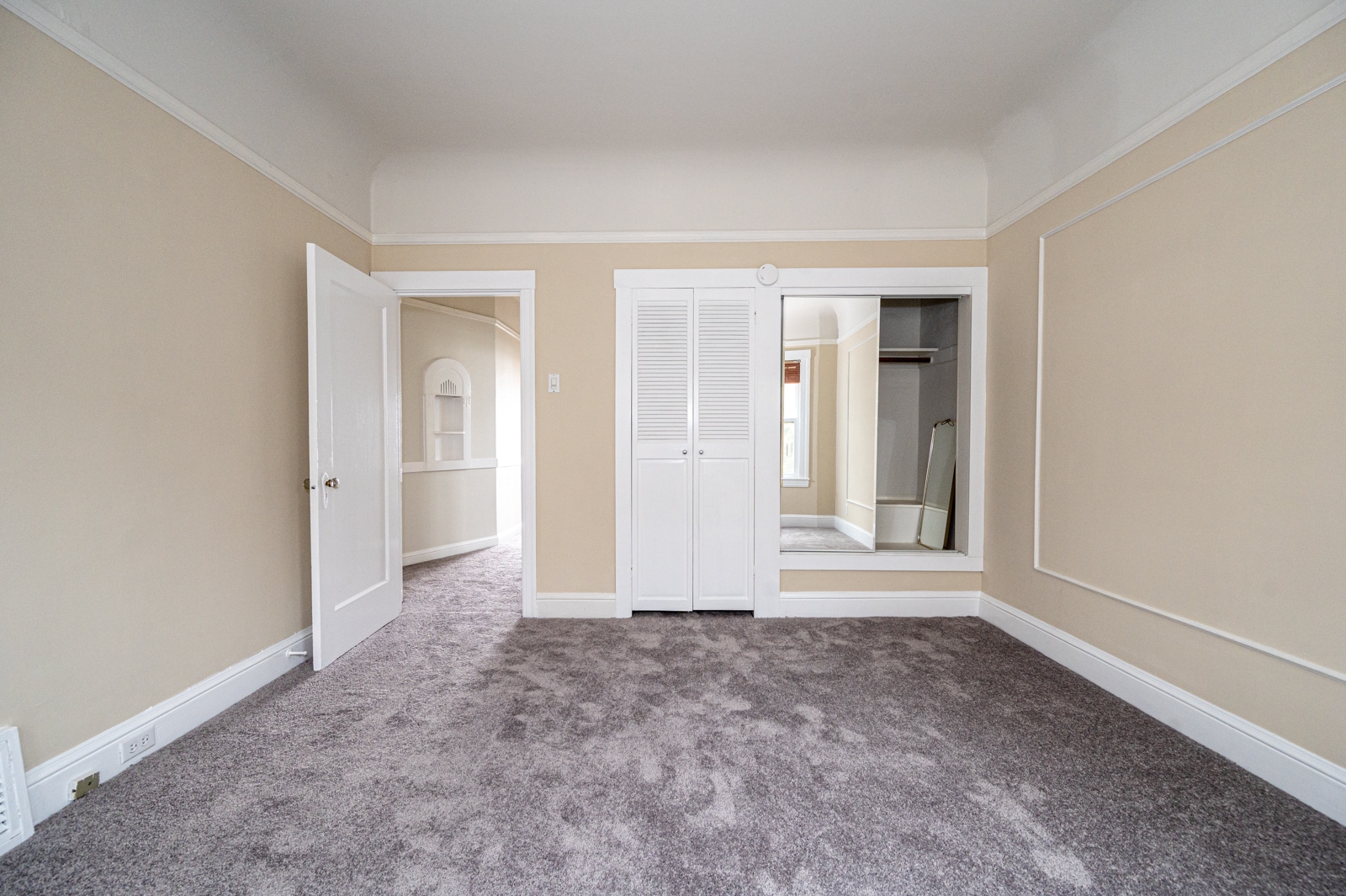 Building Photo - 149 Joost Ave