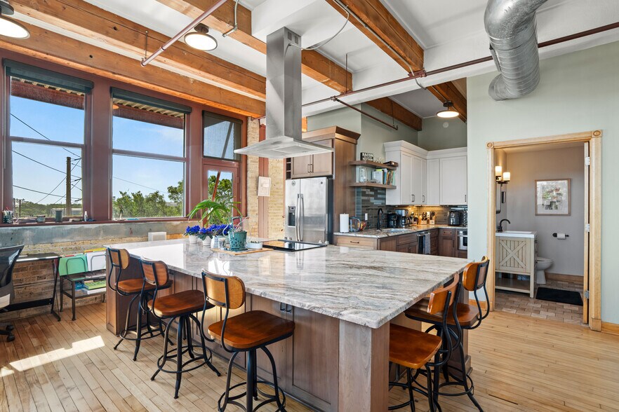 Kitchen - 215 W Maple St