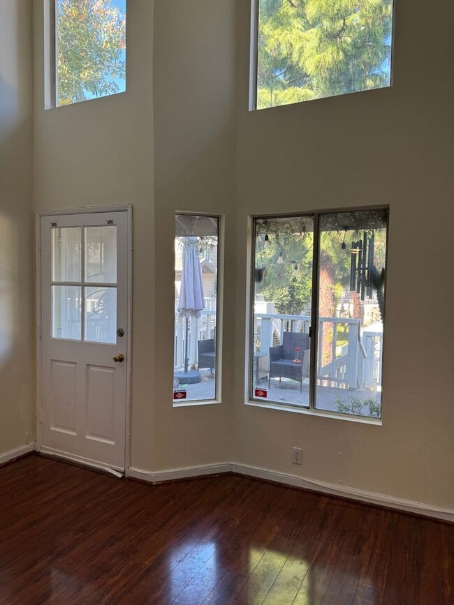 Building Photo - 12572 Fieldstone Ln