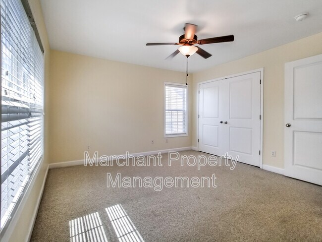 Building Photo - 209 Ashby Dr