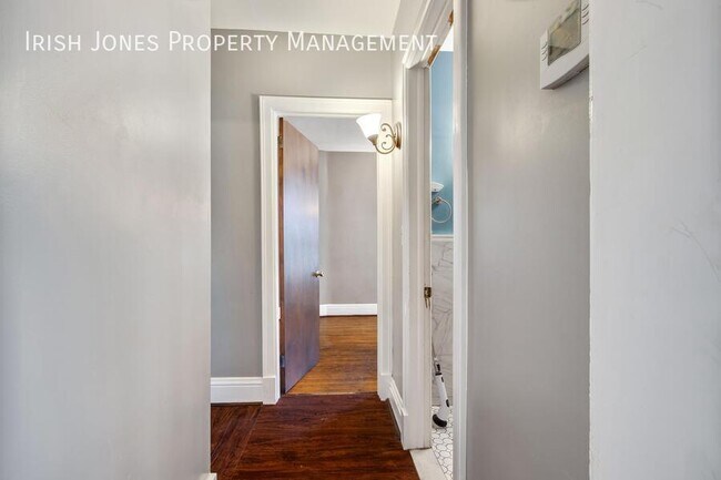 Building Photo - 54 Anderson Pl