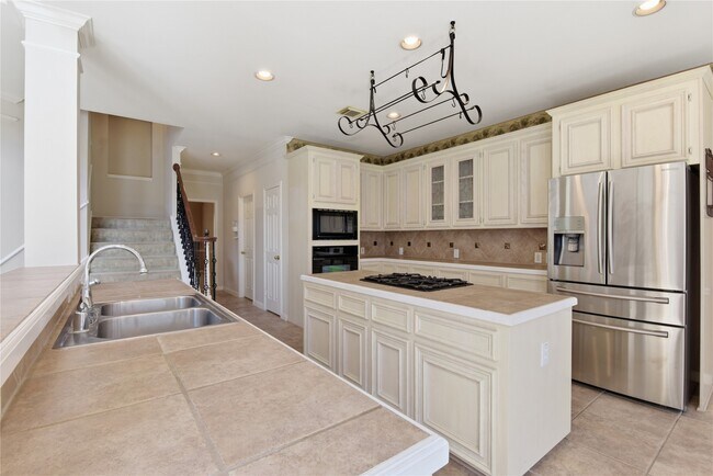 Building Photo - 5910 Willowfield Ct