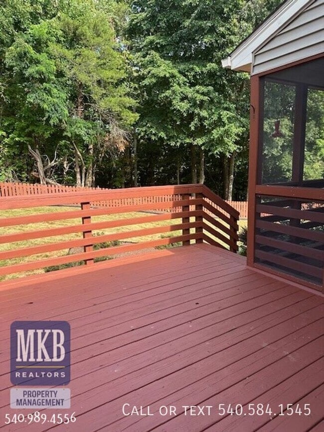 Building Photo - 6564 Monet Dr