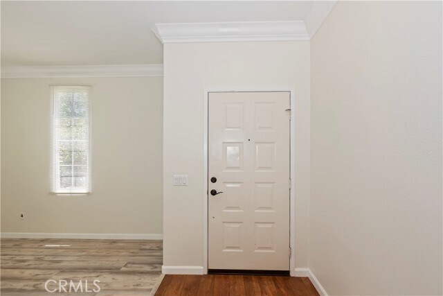 Building Photo - 57 Alevera St