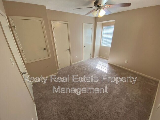 Building Photo - 418 Failla Rd