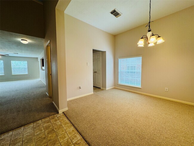 Building Photo - 8003 Beech Park Ln