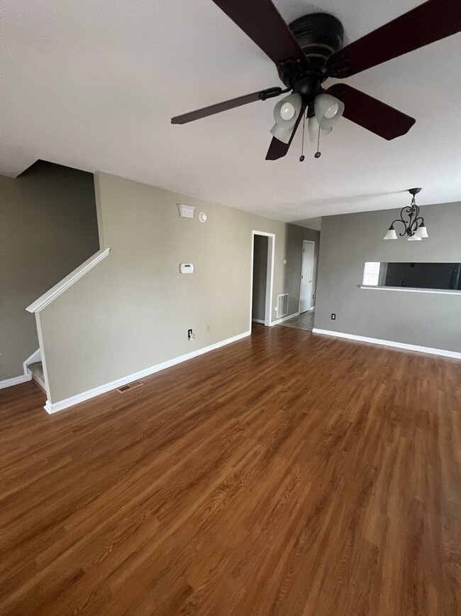 Building Photo - Coming Soon!!! Spacious 2-Bdrm Townhouse w...