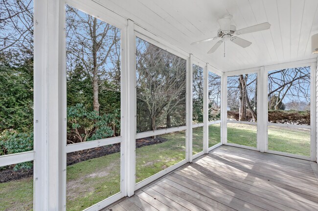 Building Photo - 108 Heady Creek Ln