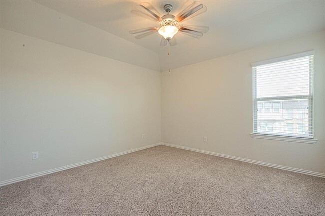 Building Photo - 1102 Opal Cup Cir