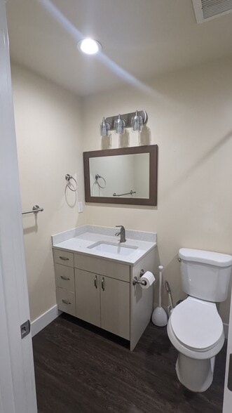 Building Photo - 9020 18th Ave SW