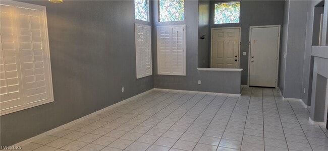 Building Photo - 9007 Dulcimer Ln