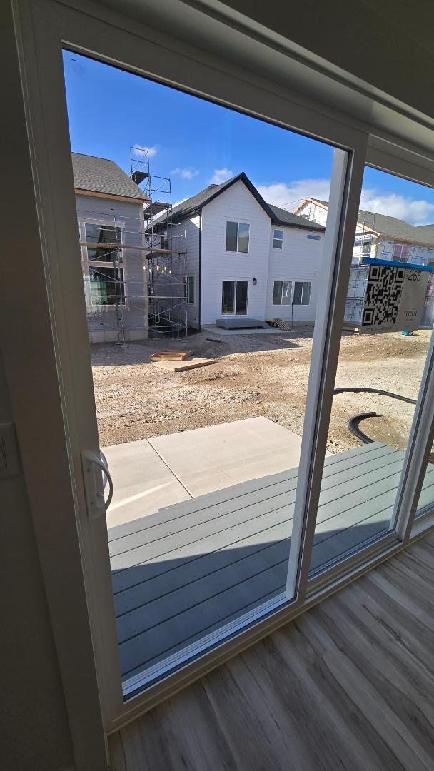 Building Photo - 1005 N 3620 W