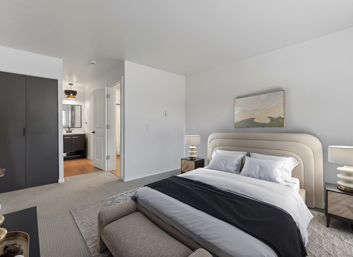 Building Photo - 1933 S 124th St