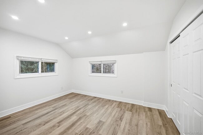 Building Photo - 359 Orangeburg Rd