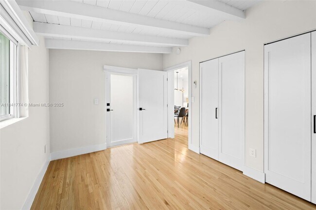 Building Photo - 829 Granada Groves Ct