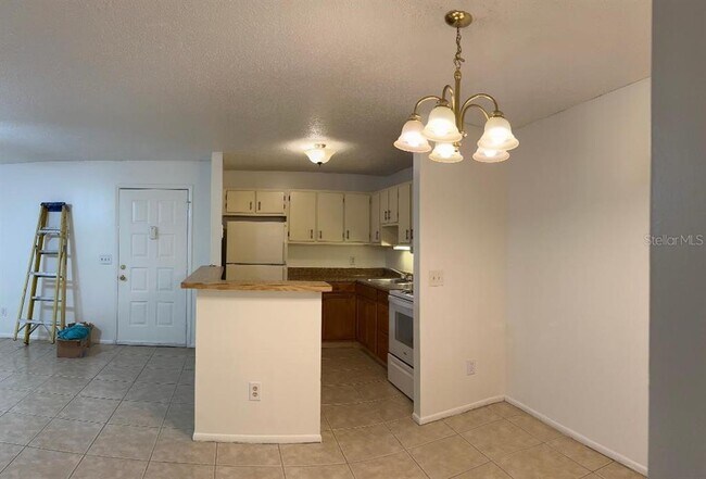 Building Photo - 2364 Oak Park Way