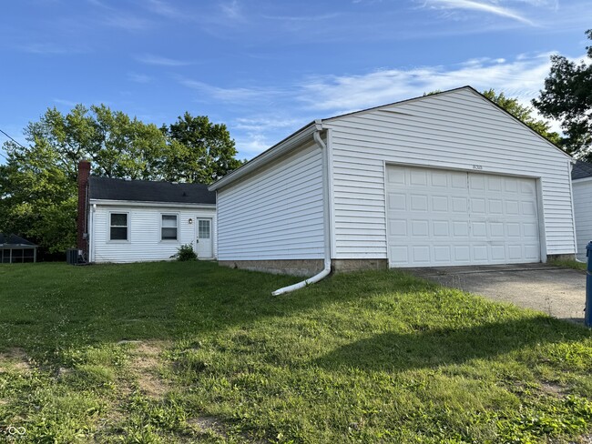 Building Photo - 830 Berkley Rd