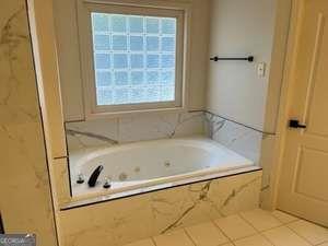 Building Photo - 180 Virginia Highlands