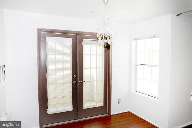 Building Photo - 4478 Lord Loudoun Ct