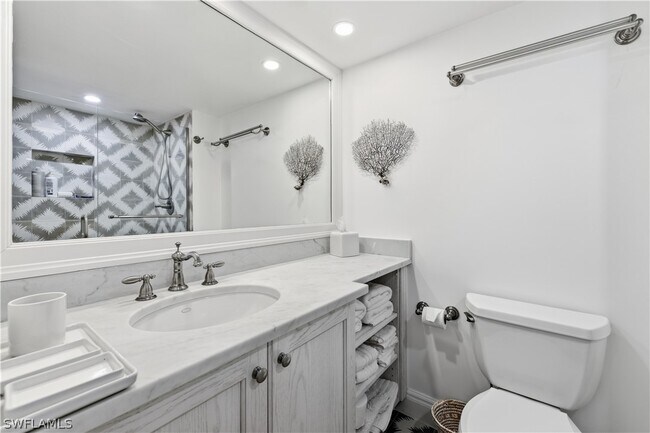 Building Photo - 3115 Gulf Shore Blvd N