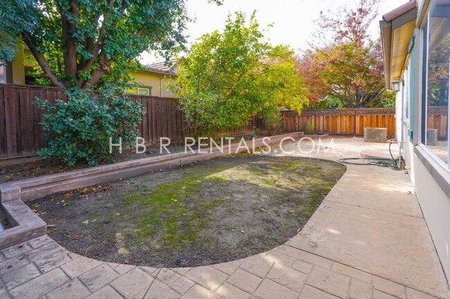 Building Photo - Wicklund Village: Charming 4-Bed Single Story Home in Mountain House Spacious Corner Lot