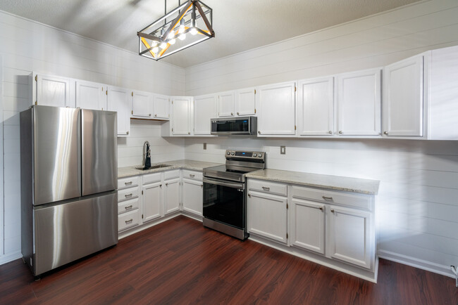 Kitcehn - 384 Broadway