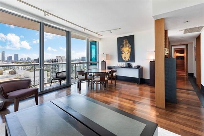 Building Photo - 101 20th St